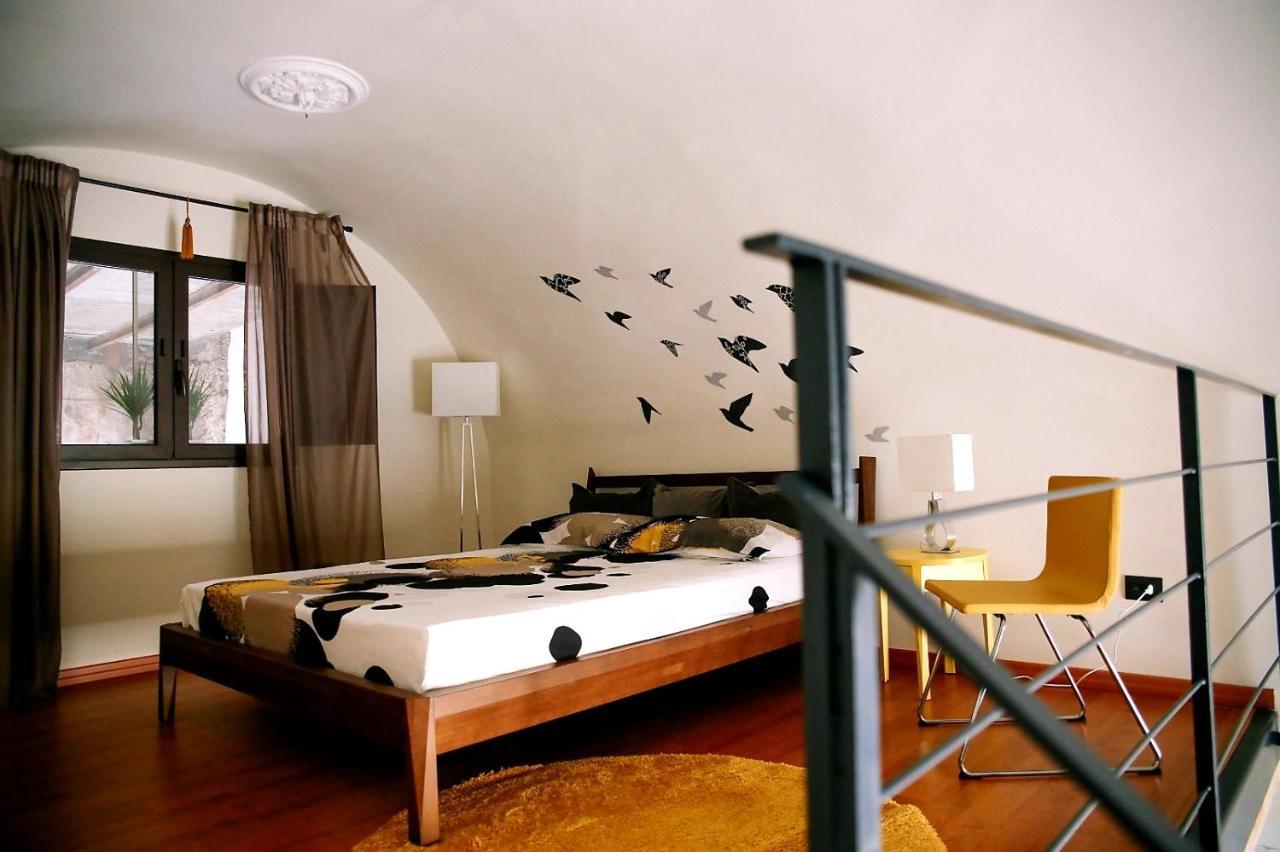 Center Street Apartment Катания Екстериор снимка